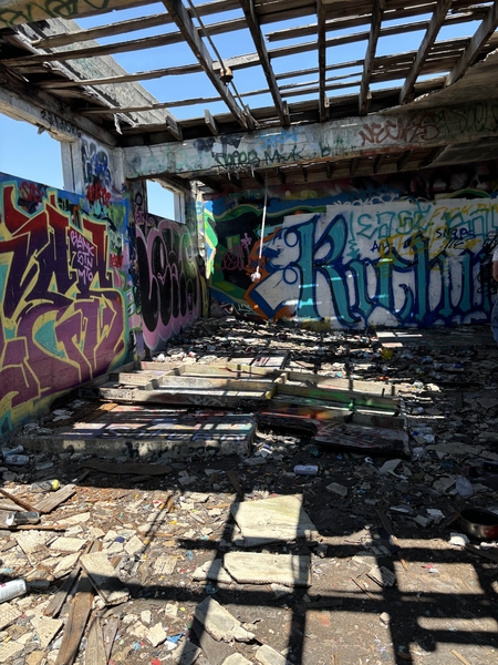 Urban Exploring Locations Around the Bay preview 3