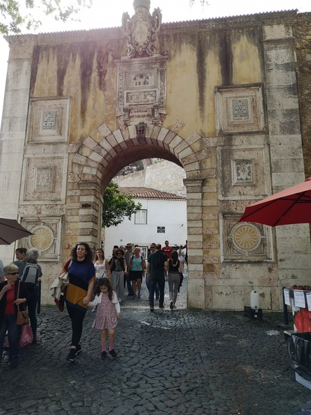 One Day in Lisbon Downtown preview 3